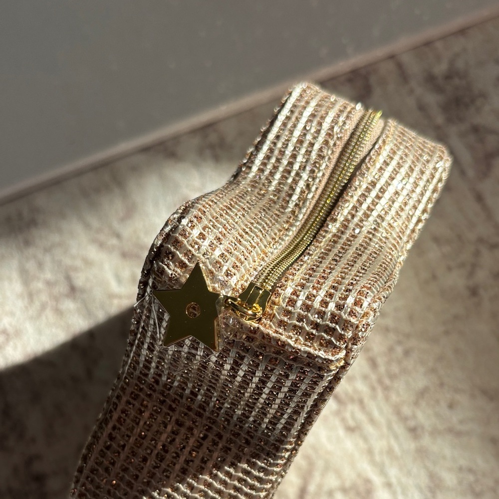 Dior Gold Star Bag with Makeup Collection - Picture 3 of 8